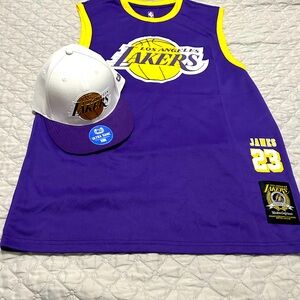 NBA NBPA U Jersey Mens L Purple Lebron James 23 LA Lakers NWT w Lakers Hat NWT